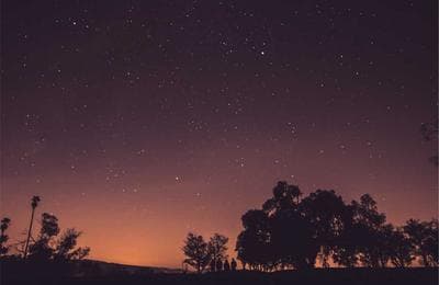 Army parade commemorates independence anniversary